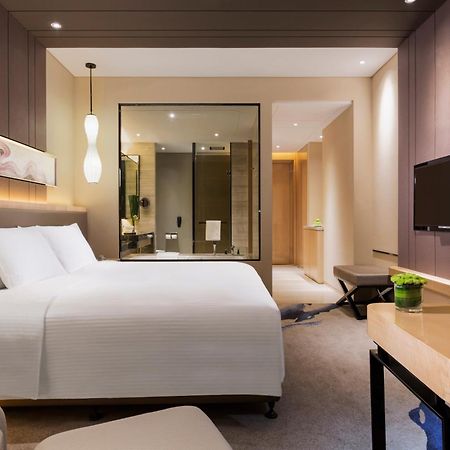 Отель Wanda Realm Bengbu Экстерьер фото